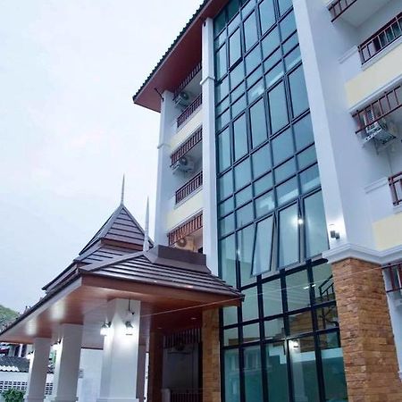 Dusita Residence ดุสิตา เรสซิเดนซ์ Пхетчабун Экстерьер фото