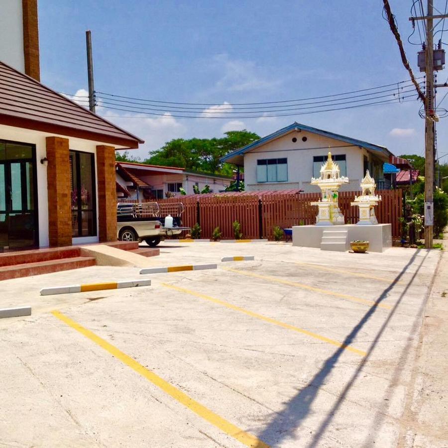 Dusita Residence ดุสิตา เรสซิเดนซ์ Пхетчабун Экстерьер фото